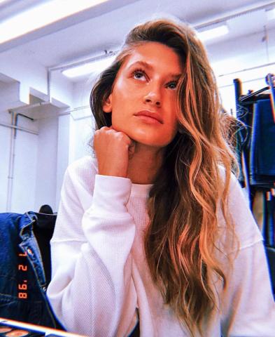 Σαν δυο σταγόνες νερό: Εσύ ακόμα να γνωρίσεις τη 16χρονη σωσία της Gisele; Σαν δυο σταγόνες νερό: Εσύ ακόμα να γνωρίσεις τη 16χρονη σωσία της Gisele;