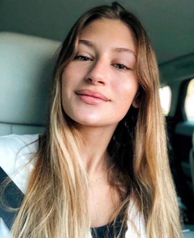 Σαν δυο σταγόνες νερό: Εσύ ακόμα να γνωρίσεις τη 16χρονη σωσία της Gisele; Σαν δυο σταγόνες νερό: Εσύ ακόμα να γνωρίσεις τη 16χρονη σωσία της Gisele;