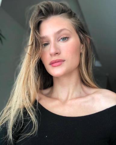 Σαν δυο σταγόνες νερό: Εσύ ακόμα να γνωρίσεις τη 16χρονη σωσία της Gisele; Σαν δυο σταγόνες νερό: Εσύ ακόμα να γνωρίσεις τη 16χρονη σωσία της Gisele;