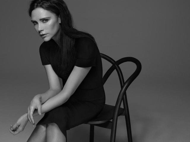 Victoria Beckham: Δημιούργησε την πρώτη της plus size συλλογή ρούχων