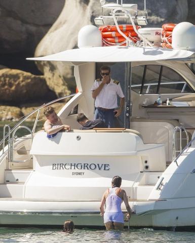 Go Selena Go! Η αποστομωτική δήλωση για την ουλή της από την μεταμόσχευση νεφρού