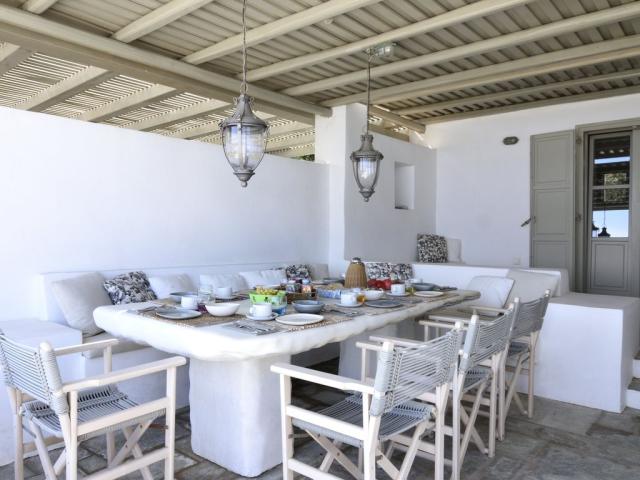 Το σπίτι στη Φολέγανδρο που λάτρεψαν μέχρι και οι Financial Times