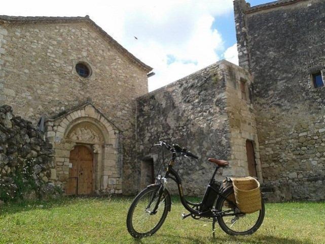 Wine Tourism... Η νέα τάση που κερδίζει συνεχώς έδαφος Wine Tourism... Η νέα τάση που κερδίζει συνεχώς έδαφος