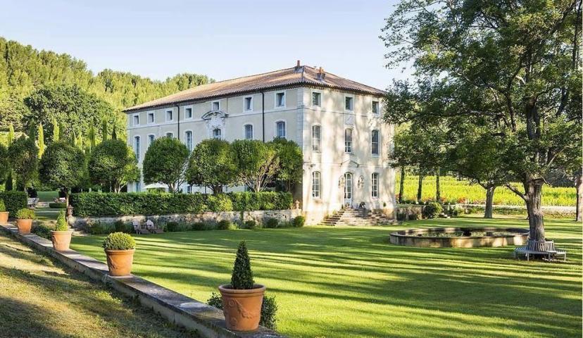 Wine Tourism... Η νέα τάση που κερδίζει συνεχώς έδαφος Wine Tourism... Η νέα τάση που κερδίζει συνεχώς έδαφος