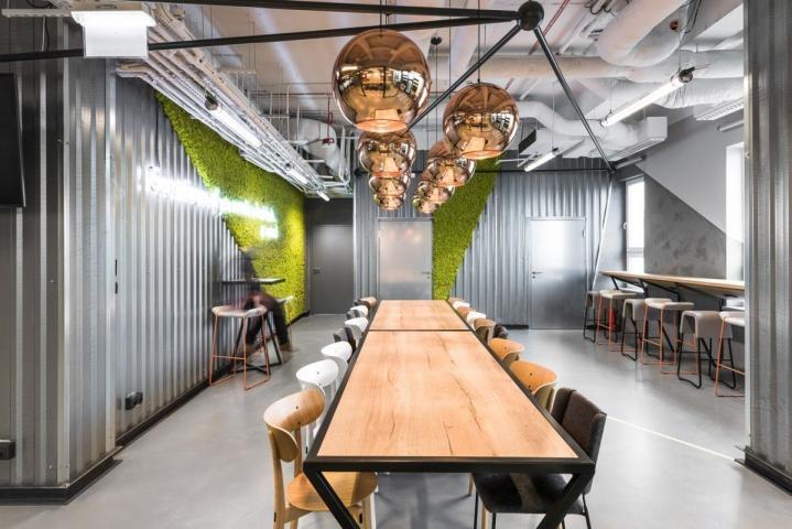 "The Brain Embassy": Ένας χώρος εργασίας που θα ζήλευε ο καθένας "The Brain Embassy": Ένας χώρος εργασίας που θα ζήλευε ο καθένας