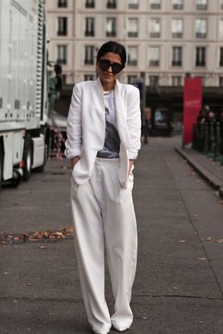 Το κοστούμι που δεν πρέπει να λείπει από τη γκαρνταρόμπα σου