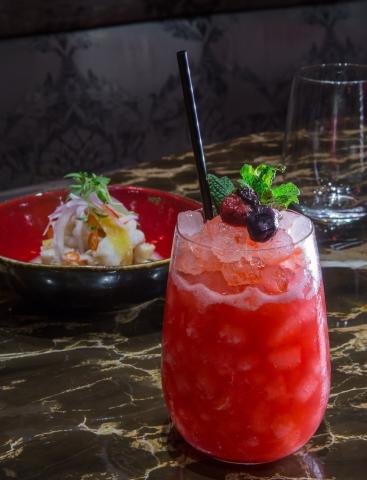 Woo Woo... Το Pan-Asian που έχει γίνει talk of the town Woo Woo... Το Pan-Asian που έχει γίνει talk of the town