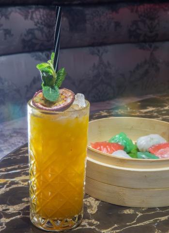 Woo Woo... Το Pan-Asian που έχει γίνει talk of the town Woo Woo... Το Pan-Asian που έχει γίνει talk of the town