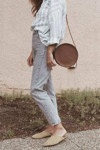 Αυτή είναι η νέα τσάντα εμμονή που θα κρατήσεις το 2018