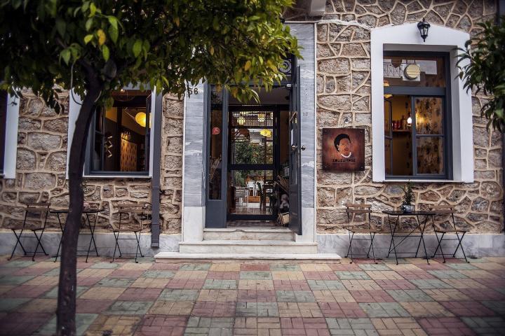 Σούζυ τρως...Η ατάκα της Ρένας Βλαχοπούλου που έγινε εστιατόριο