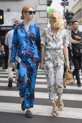 Οι πιτζάμες έχουν θέση στο street style σου και δεν είναι μόνο για τις τολμηρές
