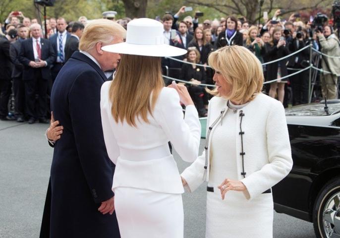 Melania Trump: Όταν οι γλουτοί της πρώτης κυρίας κέρδισαν τις εντυπώσεις