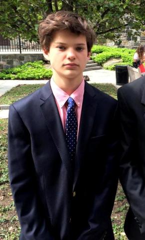 O 18χρονος γιος του Richard Gere μοιάζει με μοντέλο αλλά… μισεί τις κάμερες O 18χρονος γιος του Richard Gere μοιάζει με μοντέλο αλλά… μισεί τις κάμερες