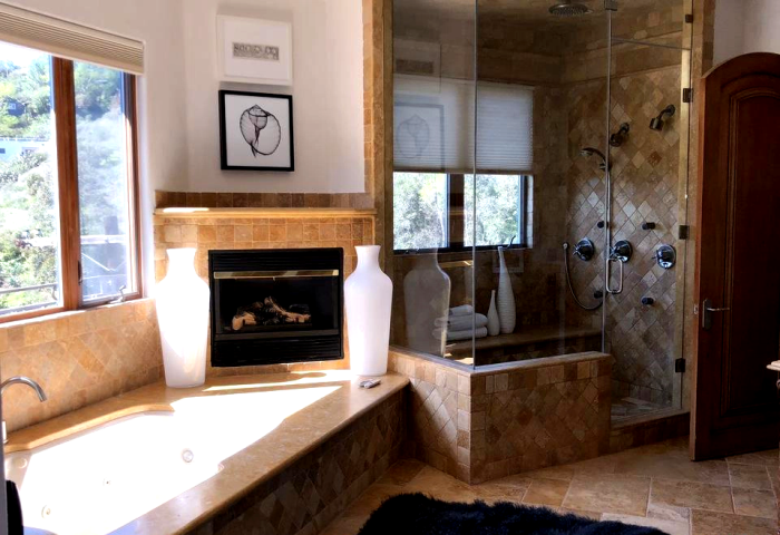 Eva Longoria: Πουλά την έπαυλή της έναντι 3,7 εκατομμυρίων δολαρίων Eva Longoria: Πουλά την έπαυλή της έναντι 3,7 εκατομμυρίων δολαρίων