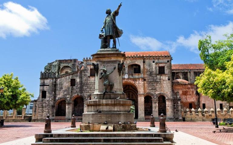 6+1 λόγοι για να πάτε στον Άγιο Δομίνικο 6+1 λόγοι για να πάτε στον Άγιο Δομίνικο