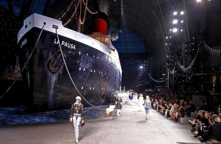 Ο οίκος Chanel δημιούργησε ένα ολόκληρο κρουαζιερόπλοιο αυτή τη φορά για την Cruise 2019