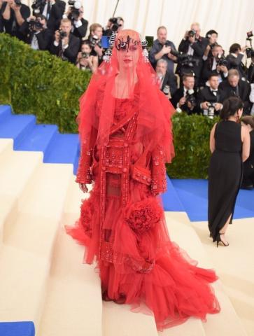Οι πιο εμβληματικές εμφανίσεις από το Met Gala των τελευταίων χρόνων Οι πιο εμβληματικές εμφανίσεις από το Met Gala των τελευταίων χρόνων