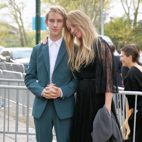 Κι όμως, ο γιος της Uma Thurman είναι κλώνος της! 