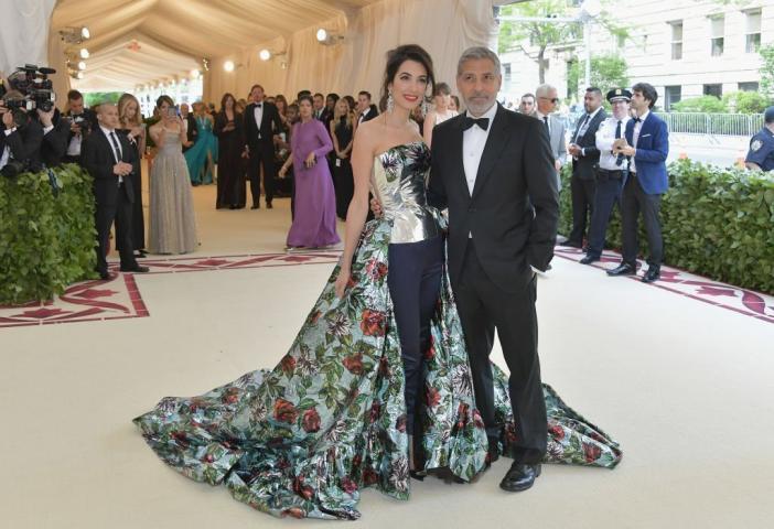 Μet Gala 2018: Τα εντυπωσιακότερα looks της φετινής διοργάνωσης Μet Gala 2018: Τα εντυπωσιακότερα looks της φετινής διοργάνωσης