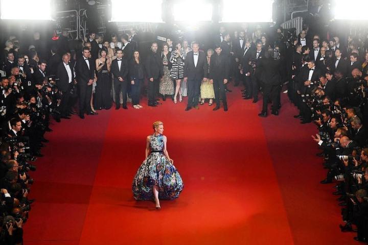 Και ναι,  η Cate Blanchett φόρεσε Mary Katrantzou στις Κάννες