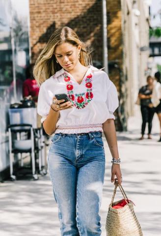 Τα outfits που θα σε σώσουν τις μέρες που δεν ξέρεις τι να φορέσεις