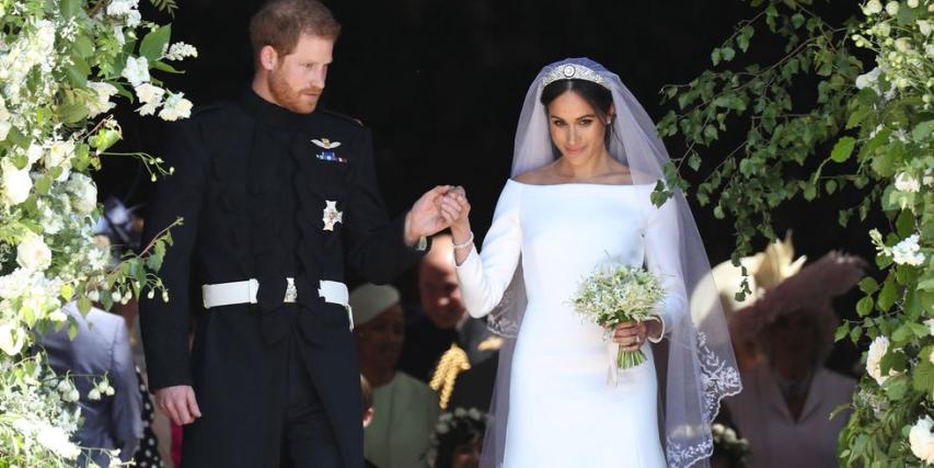 Η Meghan Markle με νυφικό Givenchy στον βασιλικό γάμο με τον πρίγκιπα Harry Η Meghan Markle με νυφικό Givenchy στον βασιλικό γάμο με τον πρίγκιπα Harry