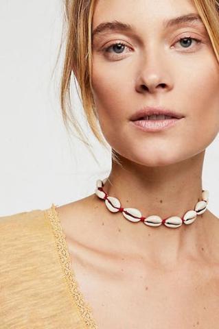 Το νέο trend για τα κοσμήματα του καλοκαιριού έχει θέμα τη θάλασσα