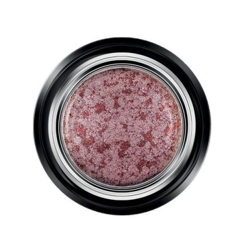 Η σκιά ματιών που δεν θα αποχωριστείς όλο το καλοκαίρι