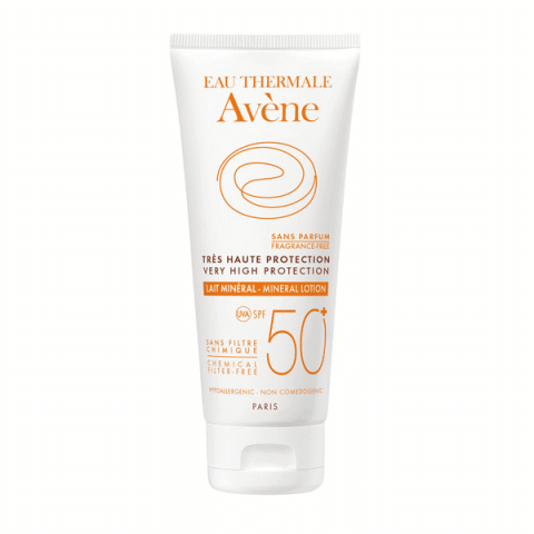 10 αντηλιακά ιδανικά για τις πρώτες μέρες στον ήλιο 10 αντηλιακά ιδανικά για τις πρώτες μέρες στον ήλιο