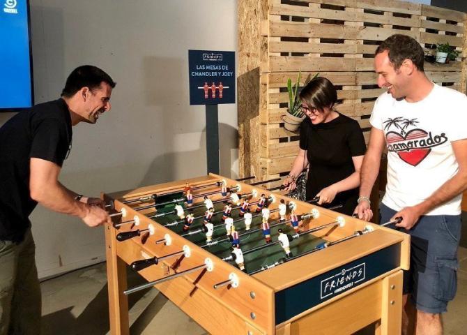 #FriendsFest: Χαμός για το αντίγραφο του διαμερίσματος της Μόνικα από τα Φιλαράκια #FriendsFest: Χαμός για το αντίγραφο του διαμερίσματος της Μόνικα από τα Φιλαράκια