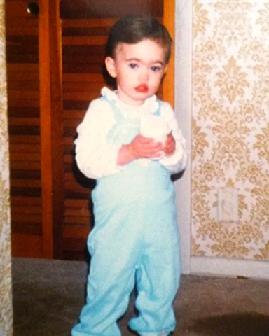 Megan Fox: Πριν τη διασημότητα ήταν εντελώς το κορίτσι της διπλανής πόρτας