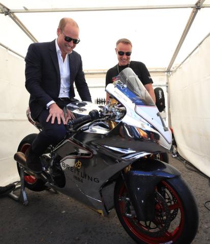 Η μεγάλη αγάπη του πρίγκιπα William που η Kate εύχεται να μην αποκτήσει και ο μικρός George