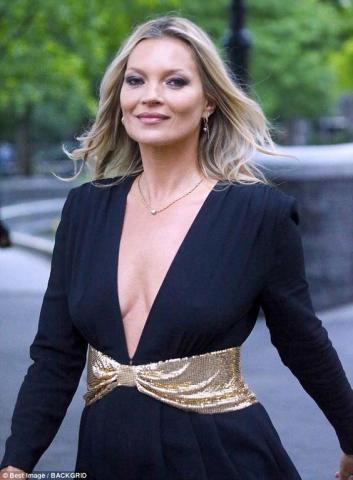 Η Kate Moss πάχυνε και αυτό είναι φανερό και καθόλου κακό