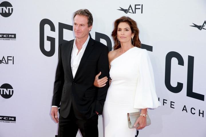 Η δημόσια ερωτική εξομολόγηση της Amal στον George Clooney παραήταν σιροπιαστή 