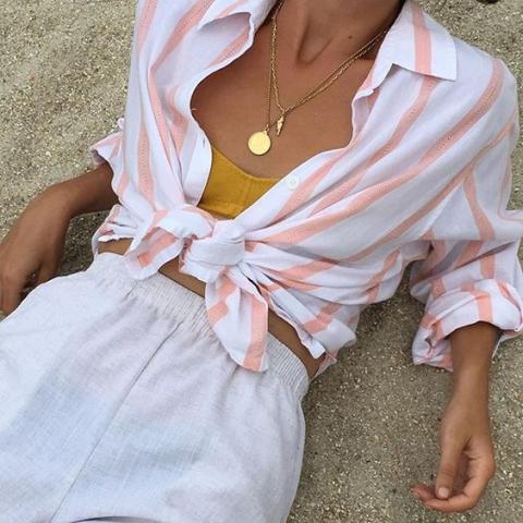 Το necklace layering στην πιο καλοκαιρινή του εκδοχή