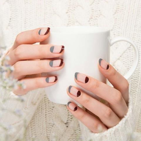#manimonday: Το γαλλικό μανικιούρ αλλιώς 