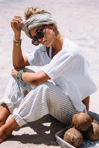 Style inspo: Τα πιο ωραία beach looks για να είσαι στιλάτη στην παραλία Style inspo: Τα πιο ωραία beach looks για να είσαι στιλάτη στην παραλία