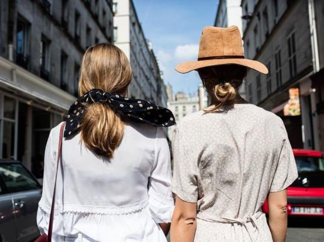 Από το street style στην παραλία: Αυτά τα ponytails θα σε πάνε παντού