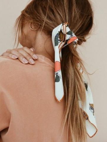 Από το street style στην παραλία: Αυτά τα ponytails θα σε πάνε παντού