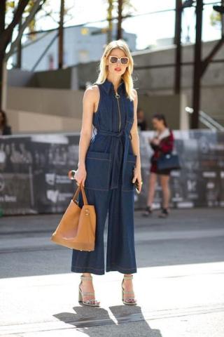 Jumpsuit: Το κομμάτι που πρέπει να έχεις οπωσδήποτε στην ντουλάπα σου Jumpsuit: Το κομμάτι που πρέπει να έχεις οπωσδήποτε στην ντουλάπα σου