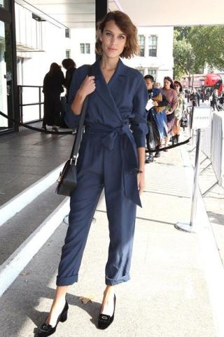 Jumpsuit: Το κομμάτι που πρέπει να έχεις οπωσδήποτε στην ντουλάπα σου Jumpsuit: Το κομμάτι που πρέπει να έχεις οπωσδήποτε στην ντουλάπα σου