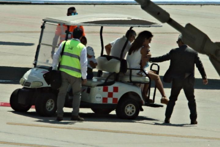 George Clooney: Υποβασταζόμενος φεύγει από τη Σαρδηνία (ΦΩΤΟ)