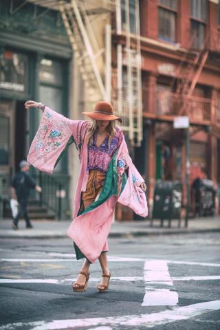Style inspo: Οι boho πινελιές στο summer look και πώς να τις υιοθετήσεις