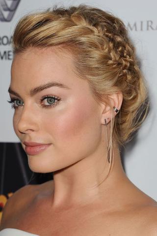 Hair inspo: 9 χτενίσματα της Margot Robbie για να πάρεις ιδέες