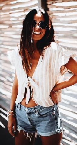 Το passepartout outfit των διακοπών που θα φοράς από το πρωί ως το βράδυ