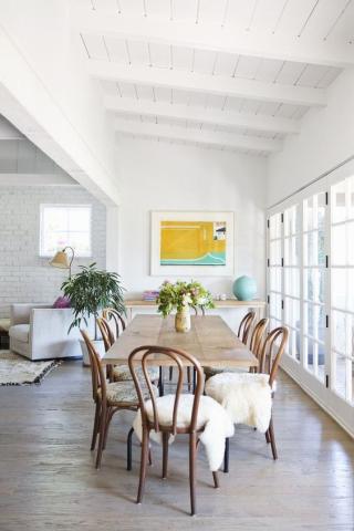 Bistro chairs: Οι retro καρέκλες που θα κάνουν την τραπεζαρία σου στέκι Bistro chairs: Οι retro καρέκλες που θα κάνουν την τραπεζαρία σου στέκι