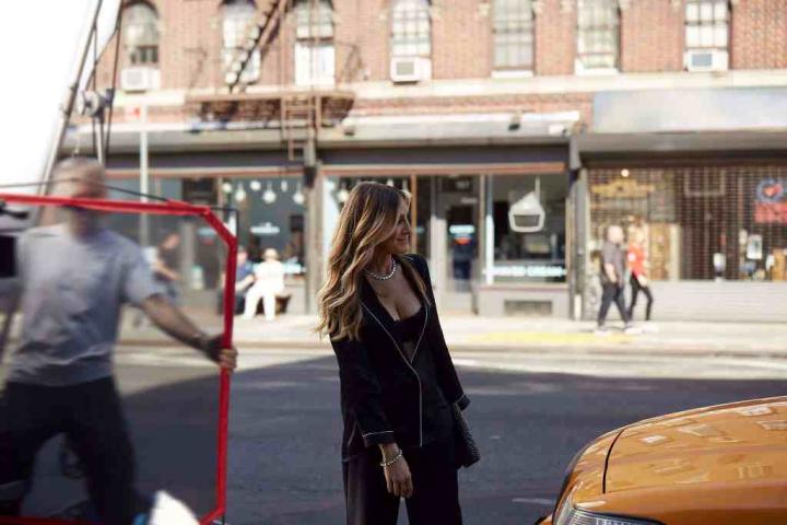 Η Sarah Jessica Parker μόλις έκανε μία εμφάνιση που σίγουρα δεν περίμενες