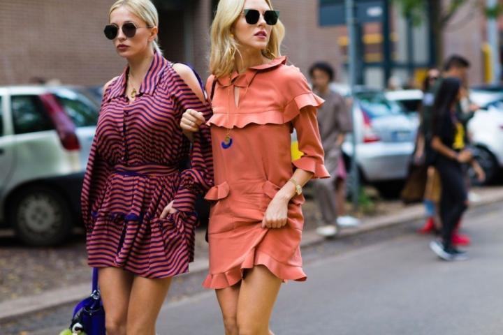 Το ruffled dress και πώς να το φορέσεις σε όλες τις εκδοχές του