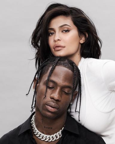 Το πρώτο εξώφυλλο της  Kylie Jenner με τον Travis Scott – Ποιος φοβάται την κατάρα των Kardashians;