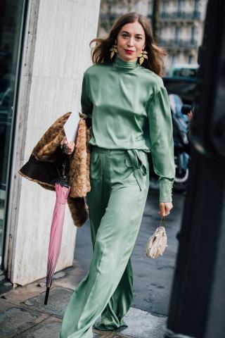 9 street style outfits για να δοκιμάσεις αυτό το διάστημα